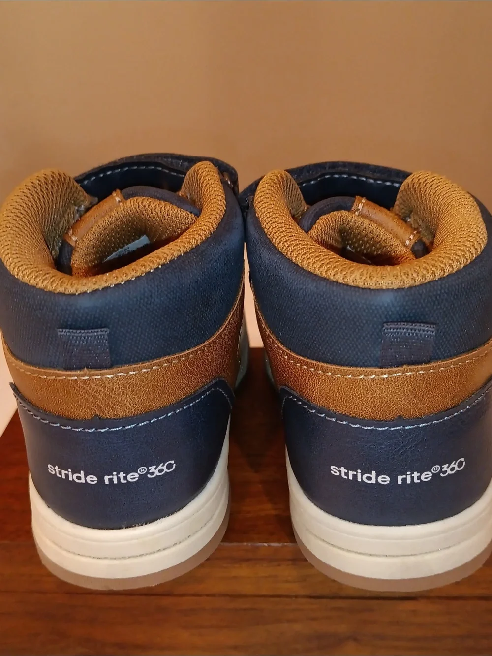 Stride Rite 360 Kids Navy and Brown High-Top Sneaker
